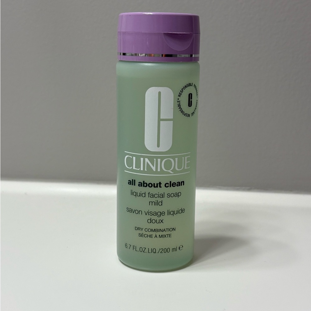 Clinique Green and Purple Cleanser & Exfoliant